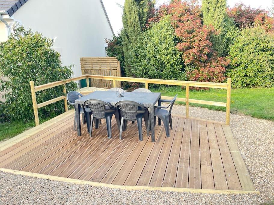 Gite Neuf Avec Jardin, Foret Et Etang Argenton Sur Creuse Luaran gambar